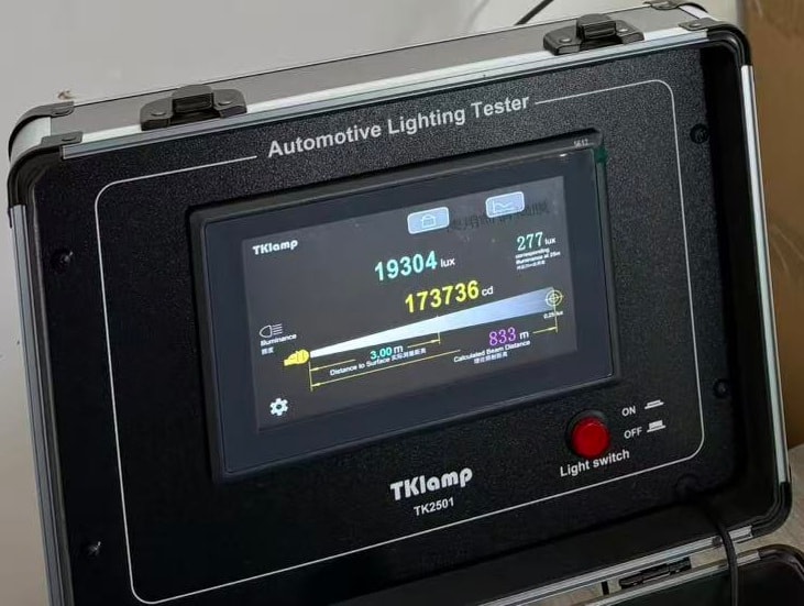 LE-1501 汽车LED大灯 - 3米近远光同亮测试图