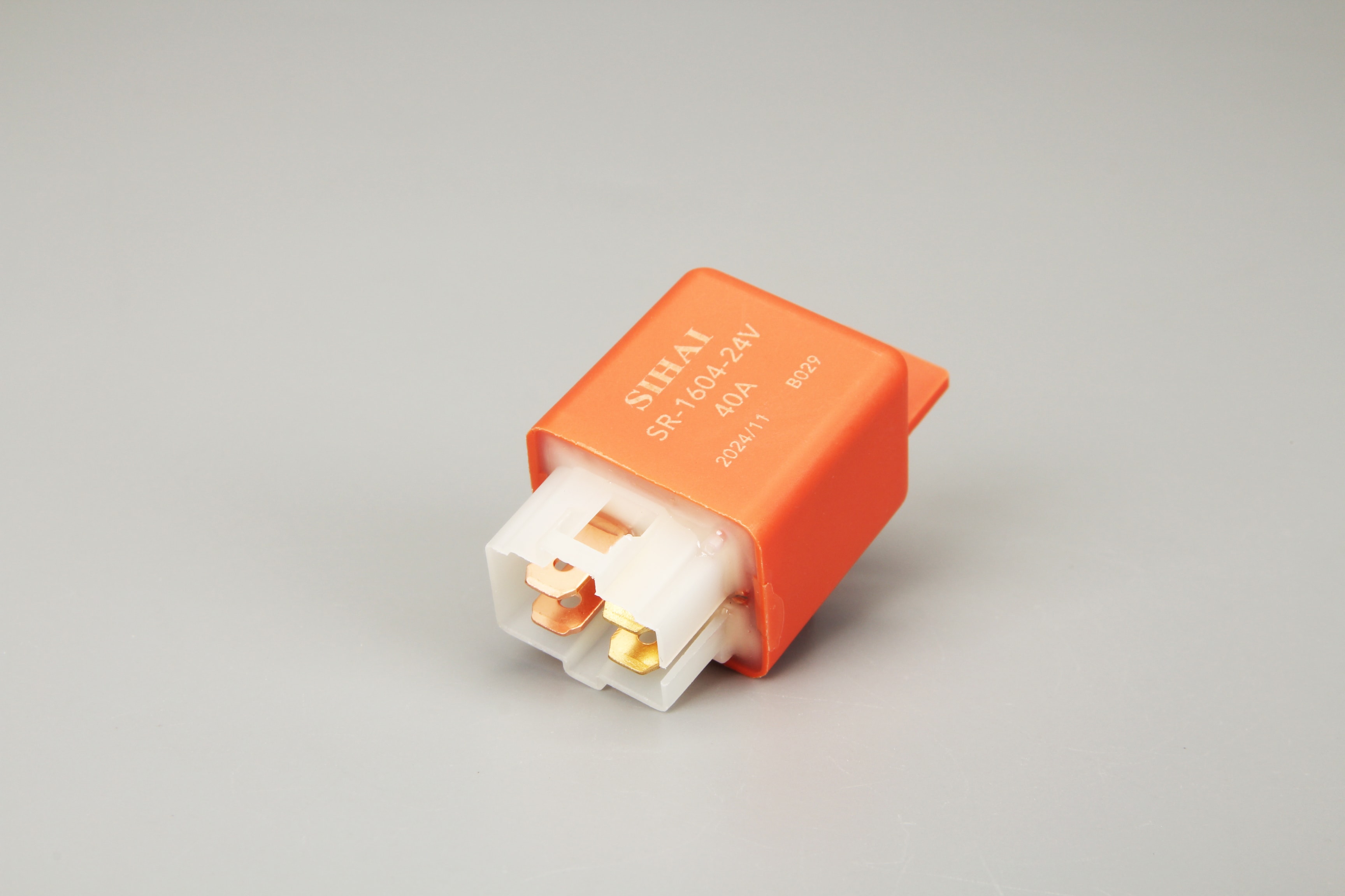 SR-1604 汽车空调继电器 - 24V 产品图