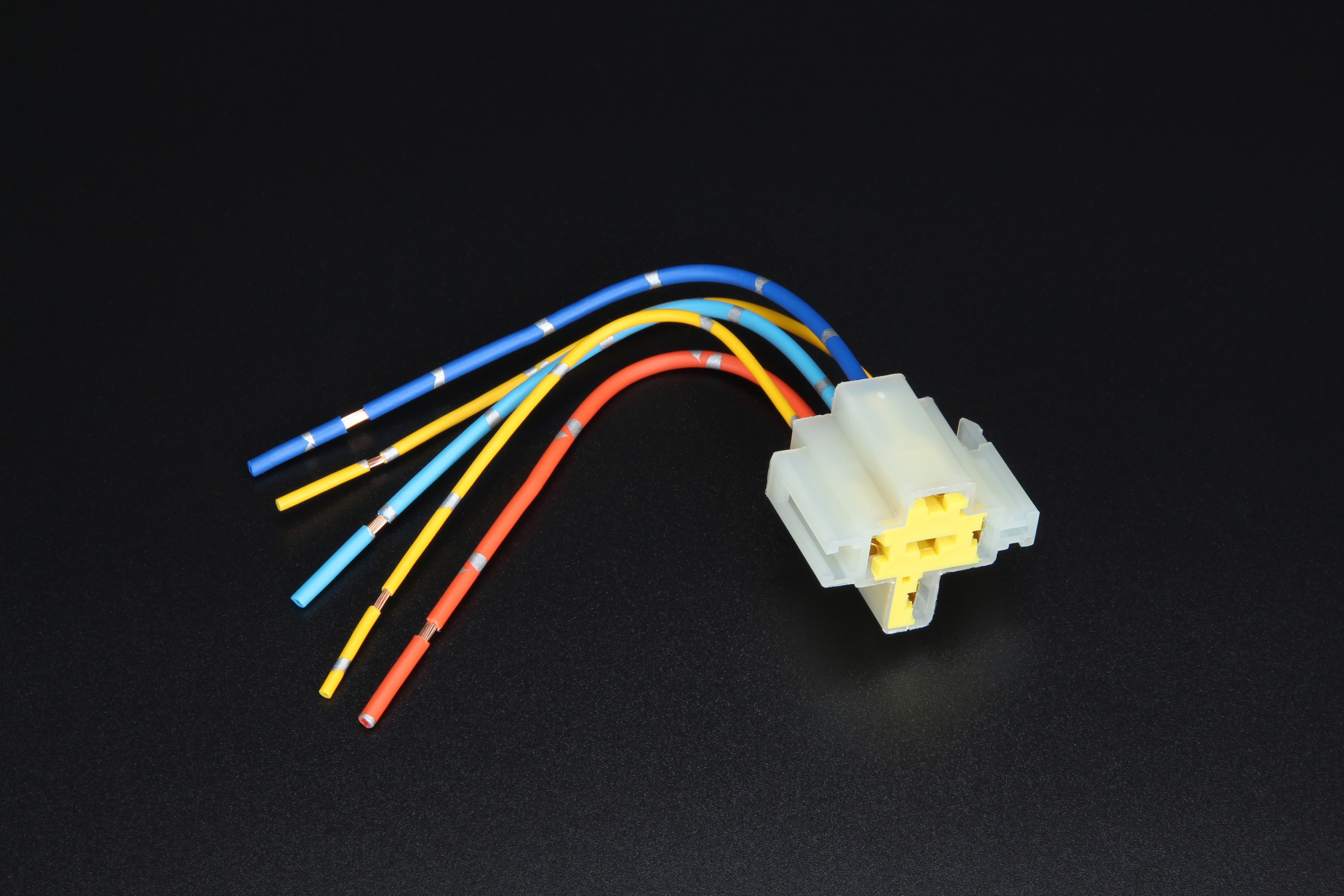 SK-1805-N 继电器插座 - 产品实拍图